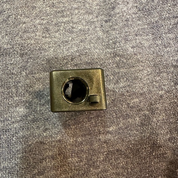 TRISH MCEVOY EYE AND LIP PENCIL SHARPENER - Picture 3 of 4